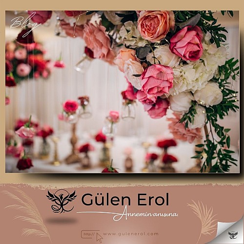 Düğün Kapı Süslemeleri İçin Yapay Çiçek ve Kapı Süslemesi Seçimi Rehberi ve İncelemeler